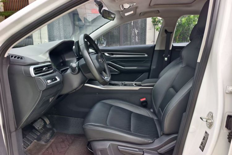 吉利汽车 帝豪 2022款 第4代 1.5L CVT尊贵型中控内饰7001