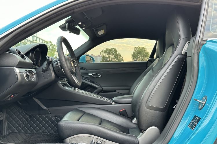 保时捷718 2018款 Cayman 2.0T中控内饰7002