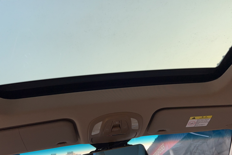 宝骏730 2017款 1.8L iAMT豪华型 7座局部细节22