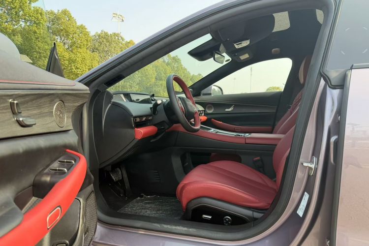 星途 星纪元 ES 2025款 增程 Max 城区辅助驾驶中控内饰7002