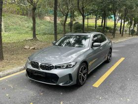 宝马3系 2024款 325i M运动套装