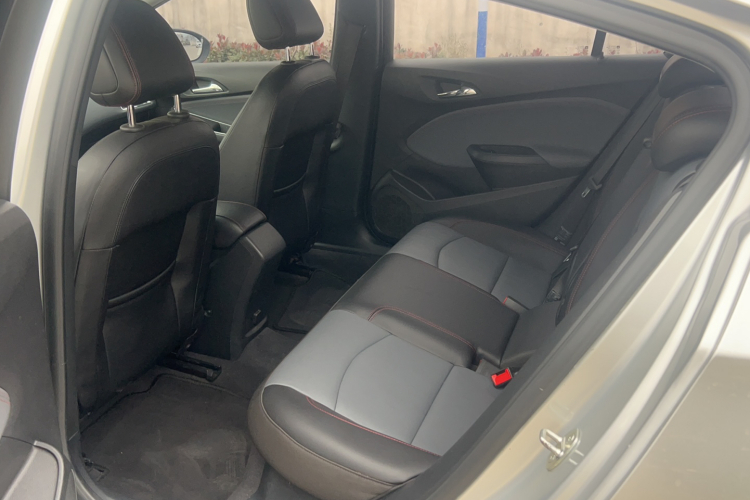 雪佛兰 科鲁兹 2018款 Redline 320 自动炫锋都市版中控内饰7003