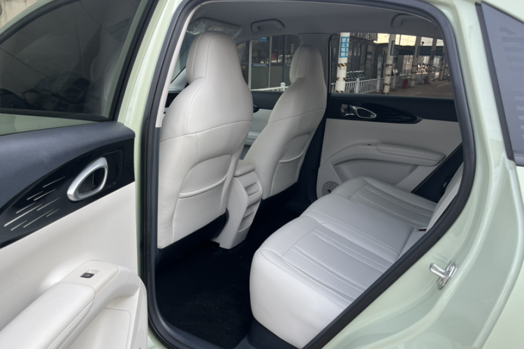 吉利银河 星愿 2025款 310km 青春版中控内饰7002