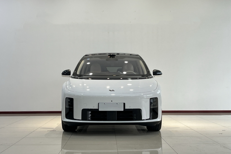 理想汽车 理想i8 2025款 标准版车身外观6008