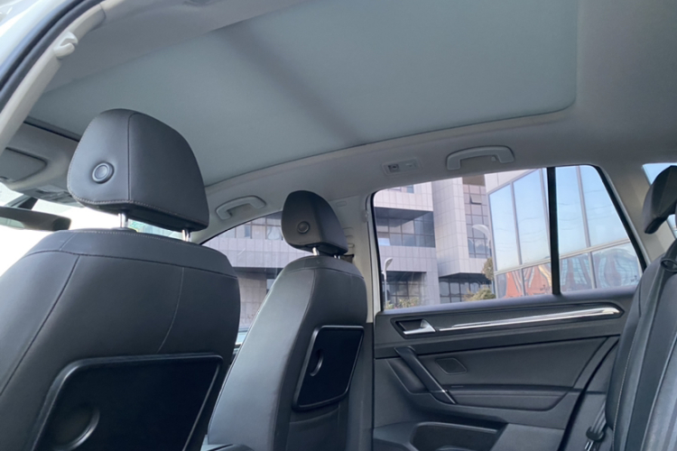 大众 高尔夫·嘉旅 2016款 230TSI 自动豪华型局部细节22