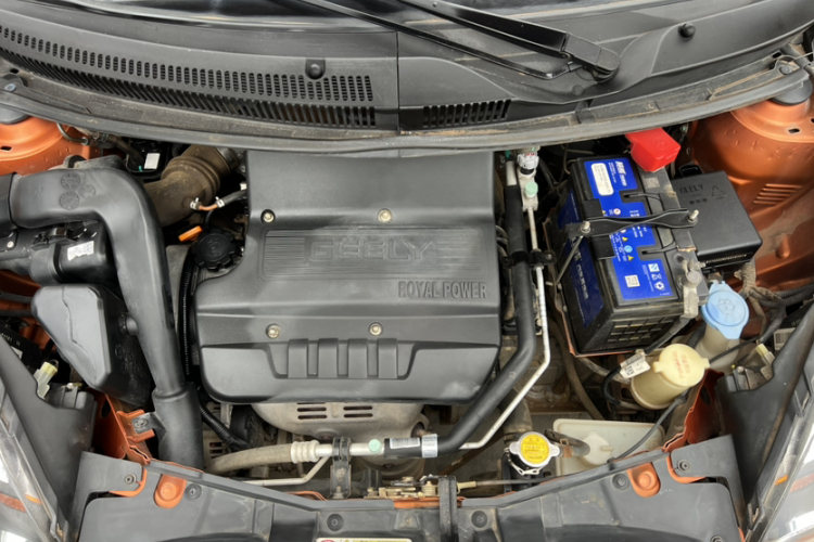 吉利汽车 熊猫经典 2015款 1.5L 自动酷趣版局部细节24