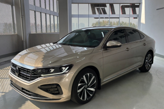 大众 帕萨特 2022款 330TSI 精英版 定制版