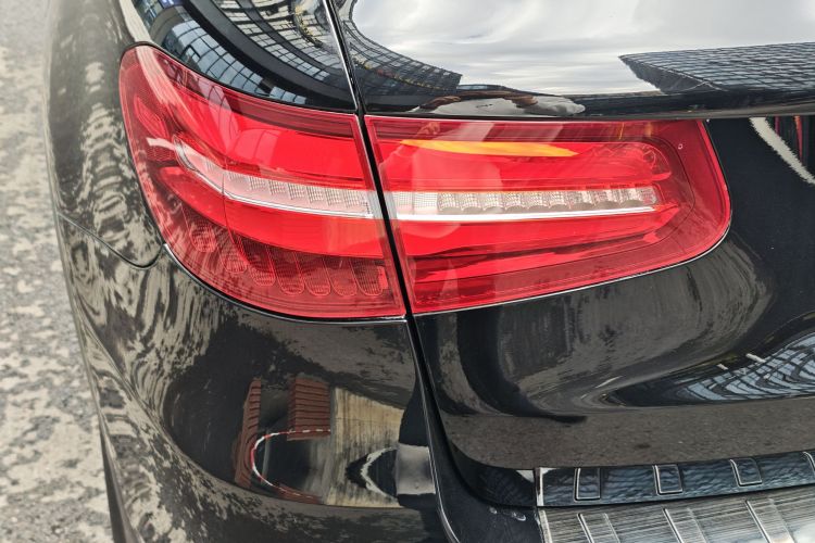 奔驰GLC 2019款 GLC 260 L 4MATIC 动感型局部细节9002