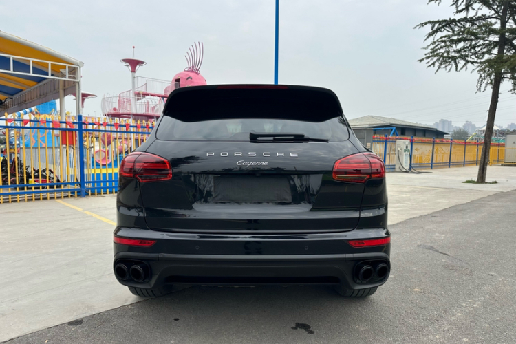 保时捷 2015款 Cayenne 3.0T车身外观6004