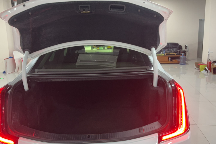 凯迪拉克XTS 2018款 28T 精英型局部细节23