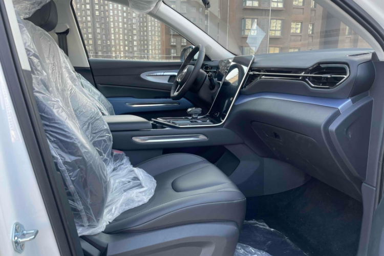 奔腾T90 2023款 1.5T DCT 自动豪华型中控内饰7009