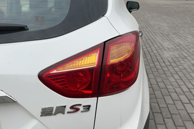 江汽集团 瑞风S3 2014款 1.5L 手动豪华智能型车身外观6006