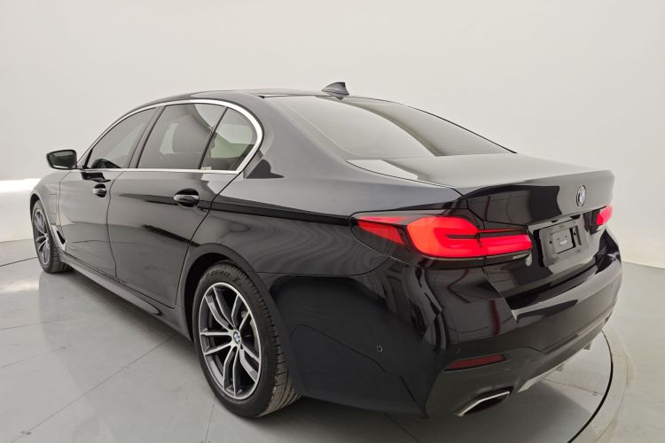 宝马5系新能源 2021款 535Le 先锋版M运动套装车身外观6006