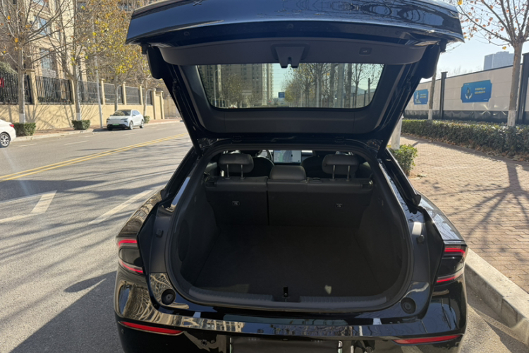 小鹏P7+ 2024款 长续航 Max局部细节23