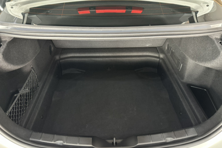 宝马1系 2018款 改款 118i 运动型局部细节9002