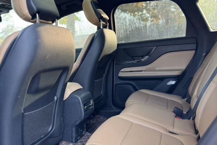 林肯 冒险家 2022款 2.0T 两驱尊雅版中控内饰7002