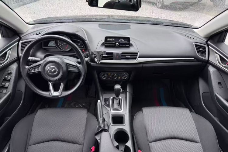 马自达3 昂克赛拉 2017款 三厢 1.5L 自动舒适型 国V中控内饰7007