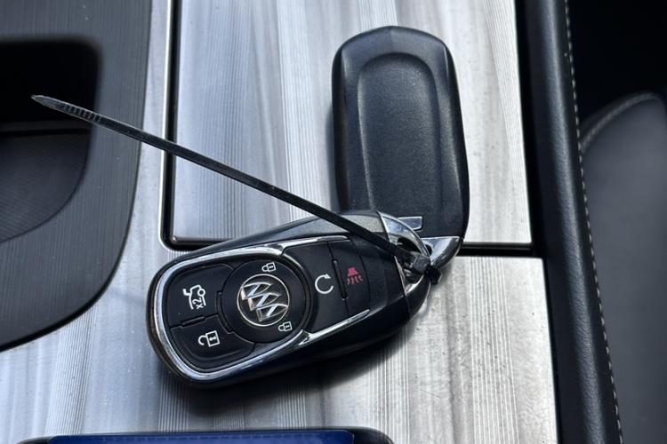 别克 君越 2019款 28T 豪华型中控内饰7005