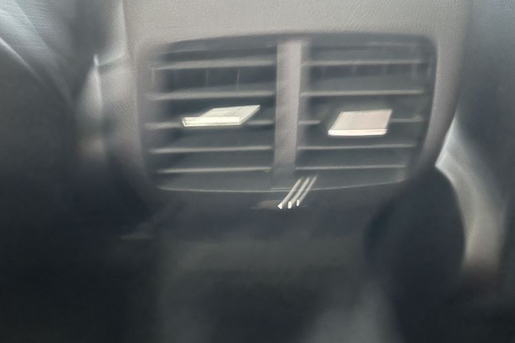 福特 福克斯 2019款 三厢 EcoBoost 180 自动ST Line车身外观6006