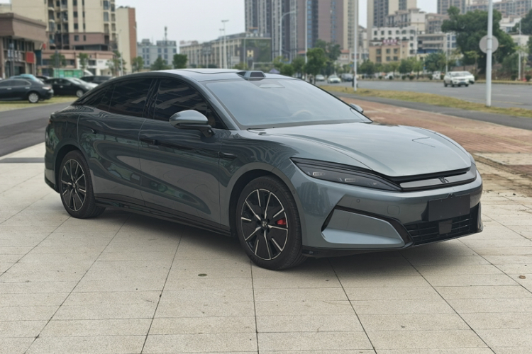 比亚迪 汉L 2025款 EV 701KM激光雷达旗舰型车身外观6004