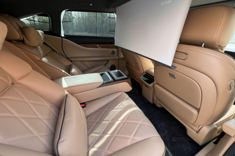 鸿蒙智行 享界S9 2024款 纯电 Ultra 四驱旗舰版中控内饰7001