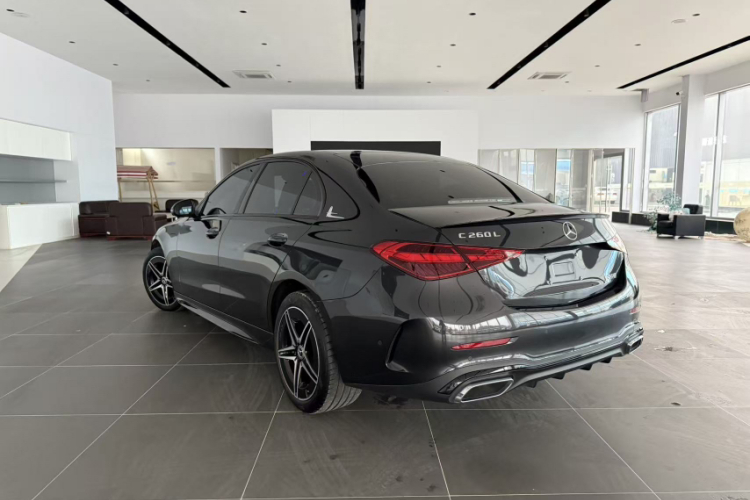 奔驰C级 2025款 C 260 L 皓夜运动版车身外观6012