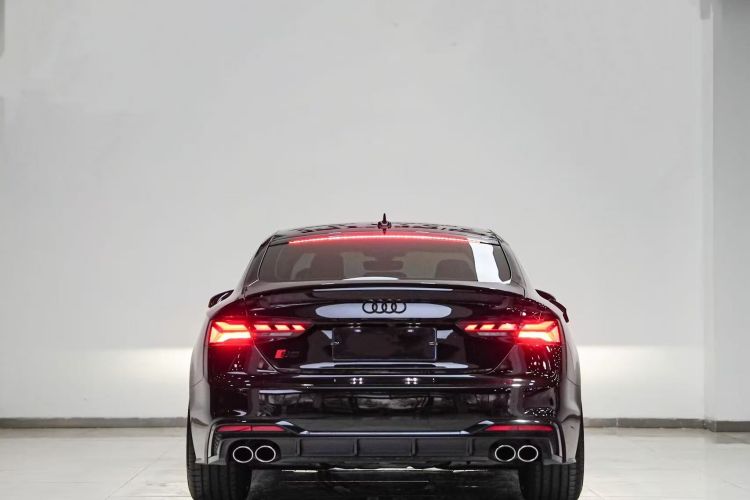 奥迪S5 2022款 S5 3.0T Sportback车身外观6003
