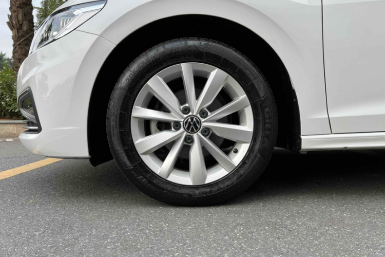 大众 宝来 2019款 改款 280TSI DSG精英型 国VI车身外观6004