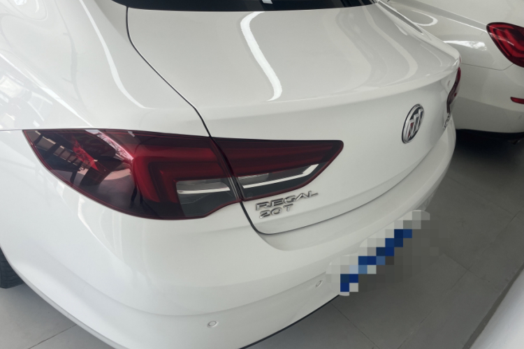 别克 君威 2019款 20T 精英型 国VI车身外观6005