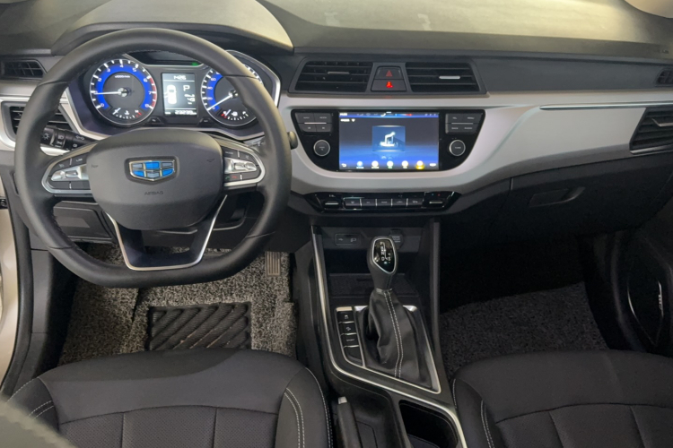 吉利汽车 远景X3 2019款 升级版 1.5L CVT精英型中控内饰7003