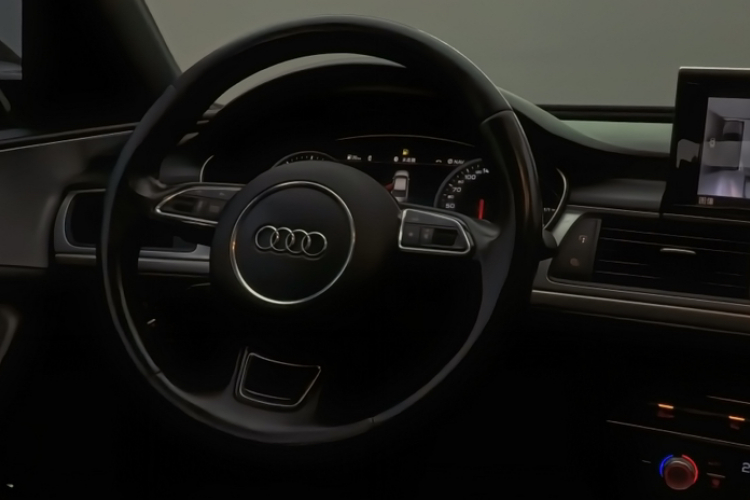 奥迪A6L 2018款 30周年年型 35 TFSI 运动型局部细节13