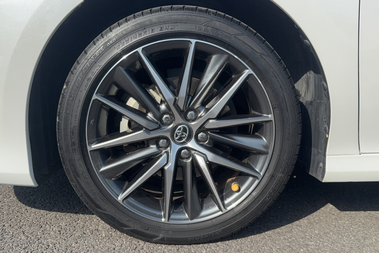 丰田 凯美瑞 2021款 双擎 2.5HG 豪华版车身外观6006