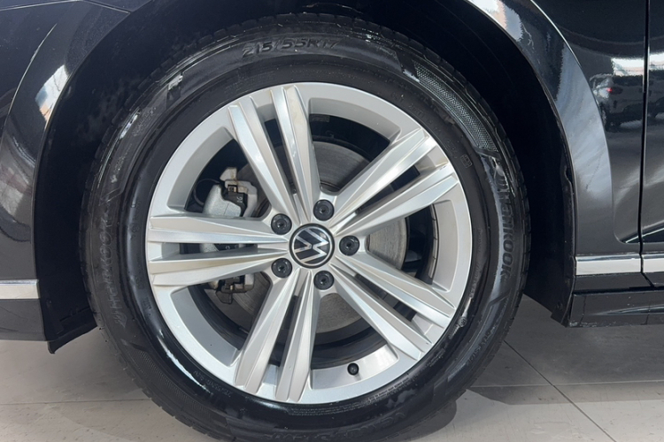 大众 迈腾 2025款 众享款 280TSI DSG舒适型车身外观6006