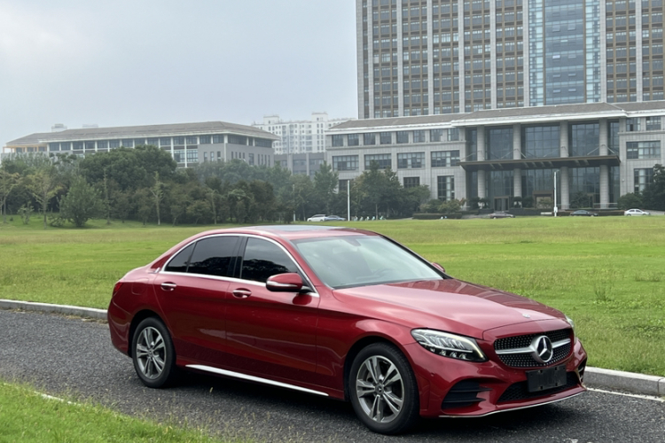 奔驰C级 2019款 C 180 L 时尚型运动版车身外观6007