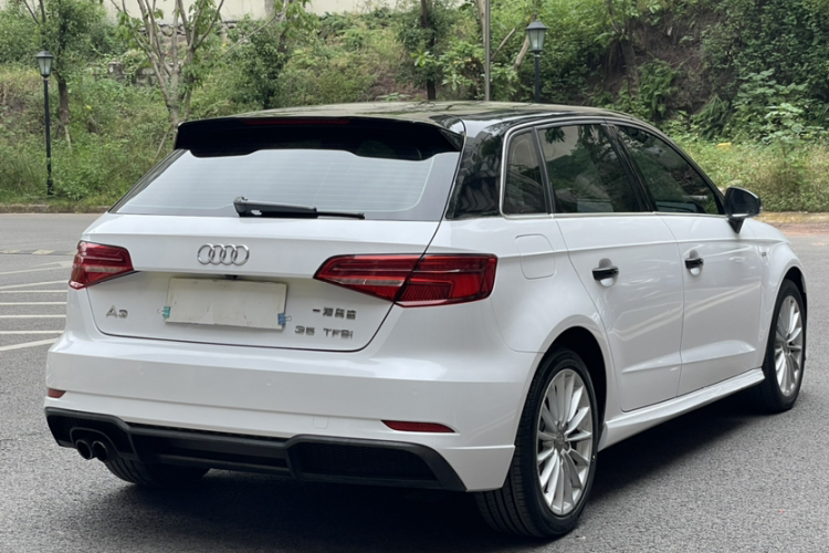 奥迪A3 2017款 Sportback 35 TFSI 时尚型车身外观6007