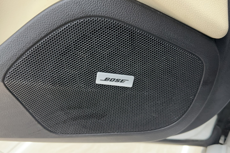 凯迪拉克ATS-L 2016款 28T 时尚型中控内饰7004