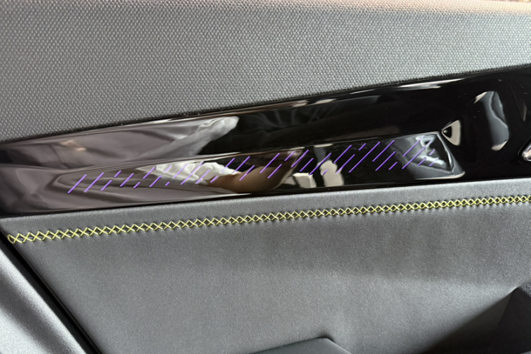 领克03 2023款 1.5TD DCT劲Pro中控内饰7009