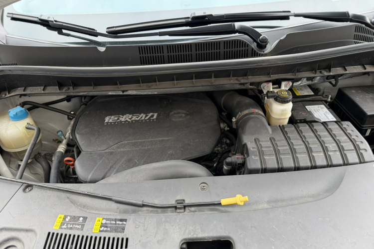 广汽传祺 传祺M8 2023款 领秀系列 390T 豪华版局部细节24