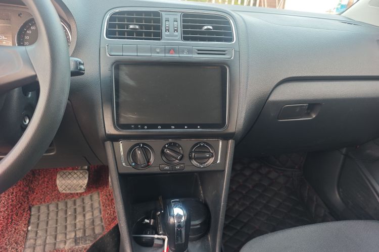 大众 Polo 2014款 1.4L 自动舒适版局部细节16