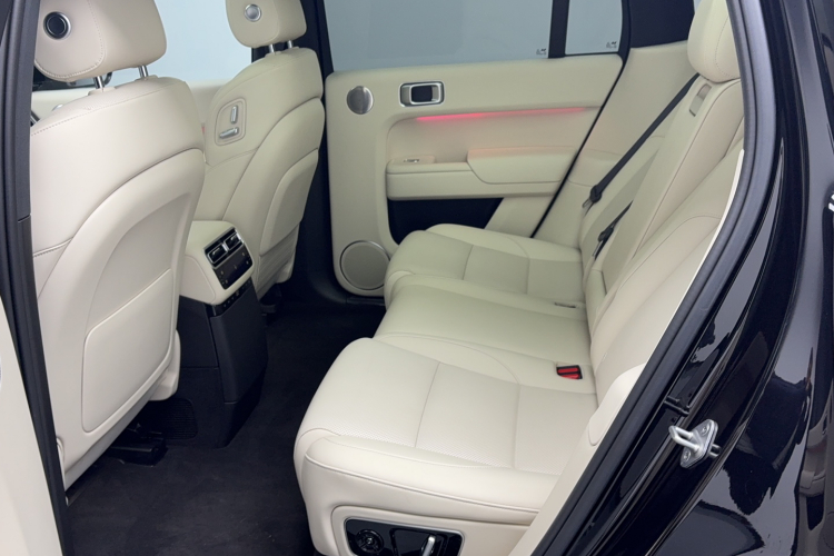 理想汽车 理想L7 2024款 MAX中控内饰7002