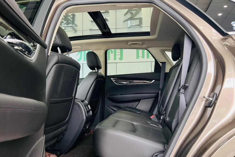 凯迪拉克XT5 2016款 28T 四驱豪华型中控内饰7007