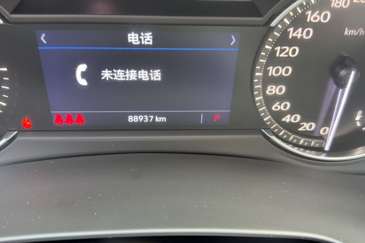 凯迪拉克XT4 2018款 28T 两驱领先型中控内饰15