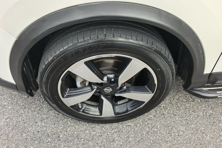 日产 逍客 2017款 2.0L CVT智享版 国V车身外观6008