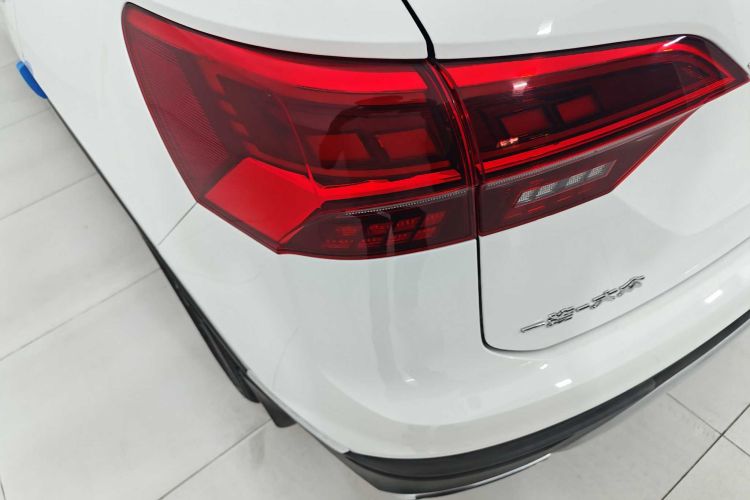 大众 探岳 2020款 330TSI 两驱豪华智联版车身外观6010