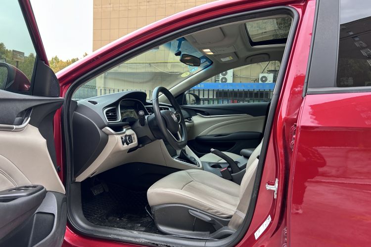 别克 英朗 2016款 15N 自动豪华型中控内饰7002