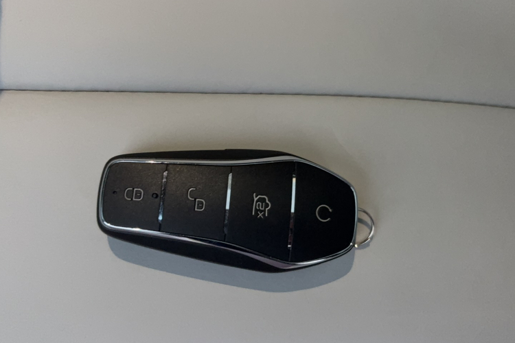 比亚迪 海豚 2021款 405km 时尚版中控内饰7001