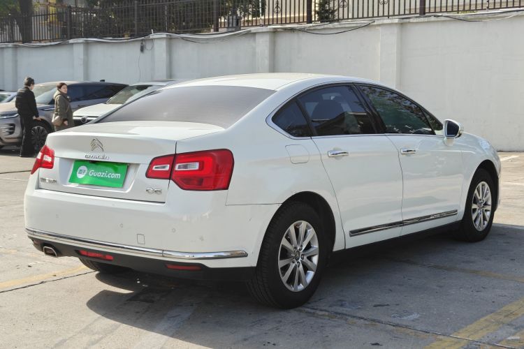 雪铁龙C5 2014款 2.0L 自动尊享型车身外观6004