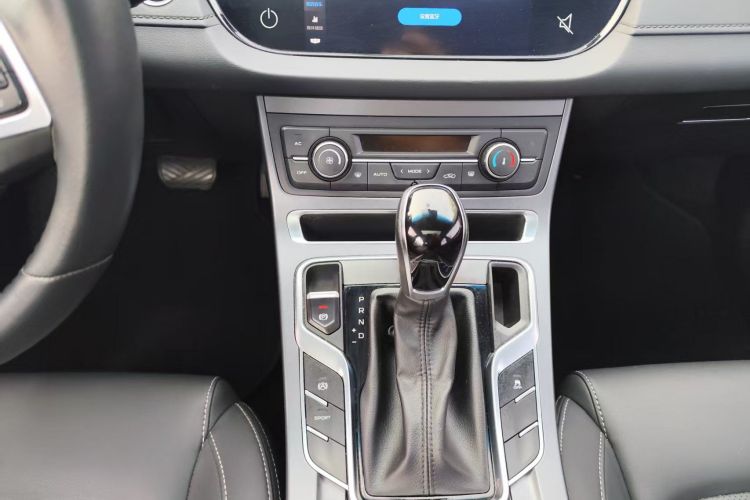 吉利汽车 帝豪 2019款 领军版 1.5L CVT向上亚运版 国VI局部细节18