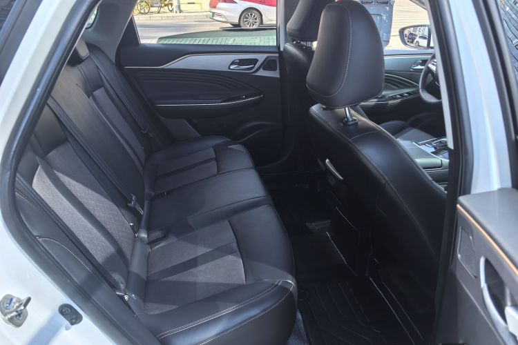 埃安 AION S 2023款 魅 580 磷酸铁锂中控内饰7003