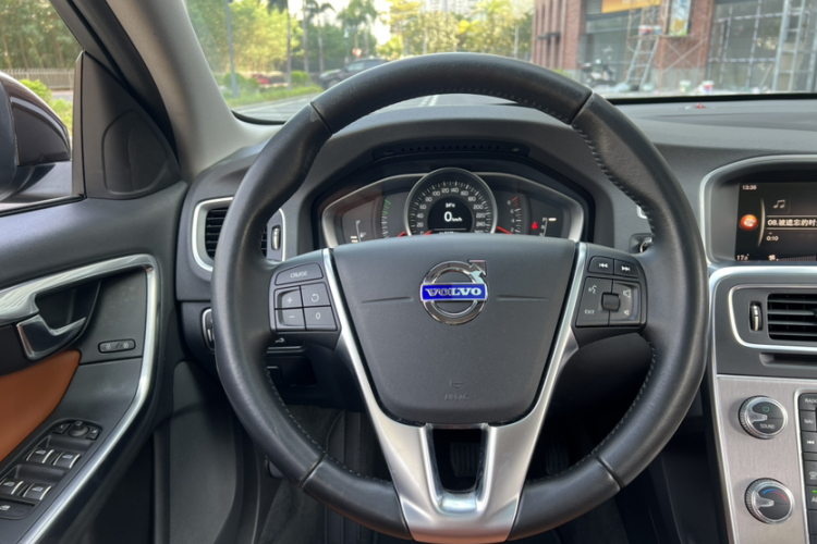 沃尔沃S60 2018款 S60L T3 智进版局部细节13